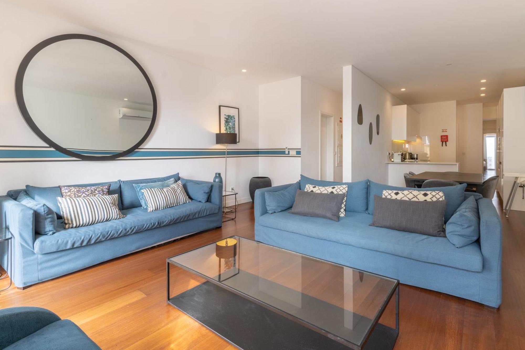 Apartament Modern 3Br, Terrace, Ac/Heating & Self Check-In Lizbona Zewnętrze zdjęcie